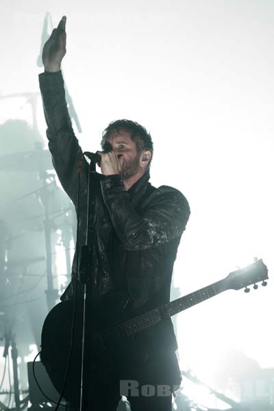 NINE INCH NAILS - 2018-07-06 - BELFORT - Presqu'ile de Malsaucy - Grande Scene - 